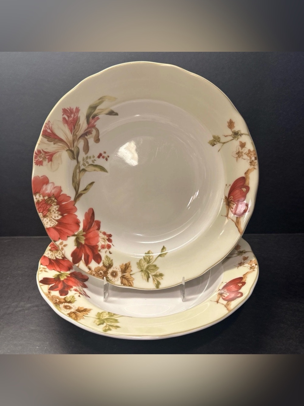 Pair 222 Fifth Lutece Fleur Rouge Large Rim Soup Pasta Bowls 9.25" Scalloped